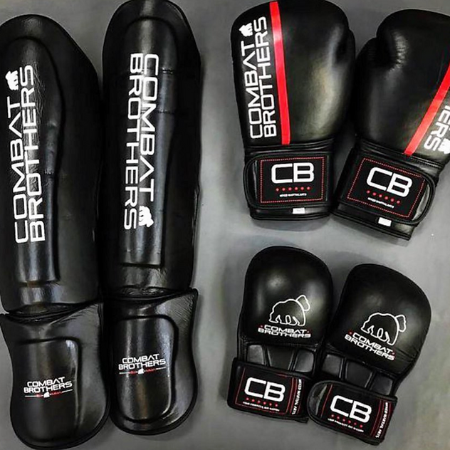 CombatBrothers-gear